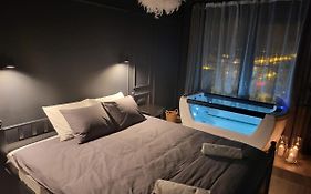 Spare-Time - Exclusive And Unique Apartment! 18+
